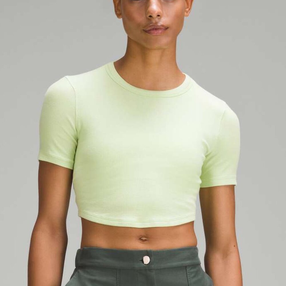 lululemon Hold Tight Cropped T Shirt Spark Green Size 6 NWOT